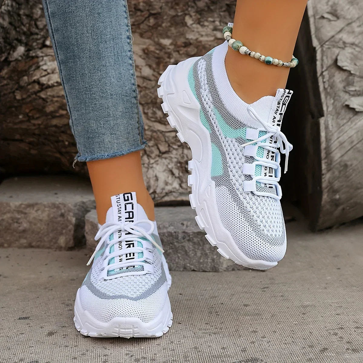 VANCOUVER™ ORTHOPEDIC BREATHABLE LACE UP MESH SNEAKERS